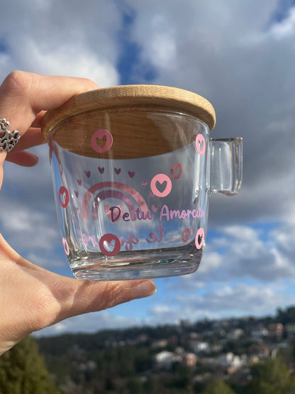 Taza M - Arcoíris, te quiero y corazones.